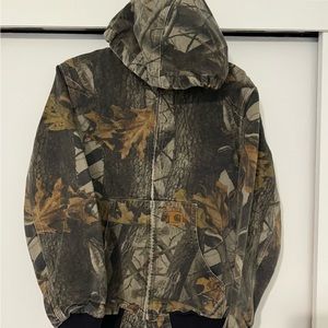 Carhartt Real Tree vintage, full-zippered hooded jacket